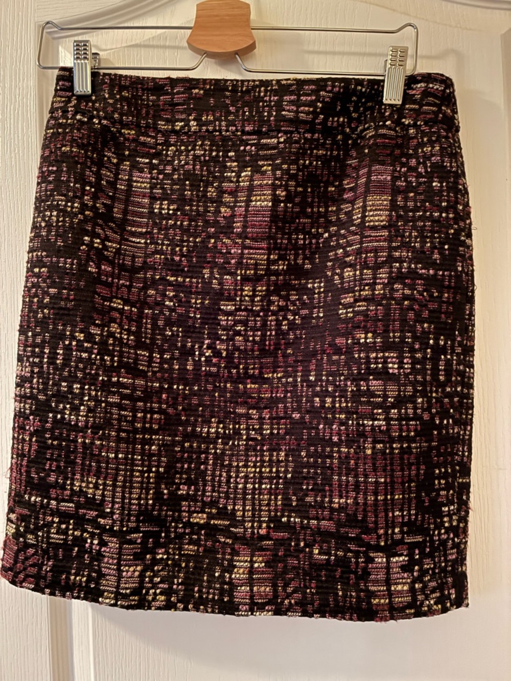 Ann Taylor Tweed Pencil Skirt in Black with Purple and Gold Accents